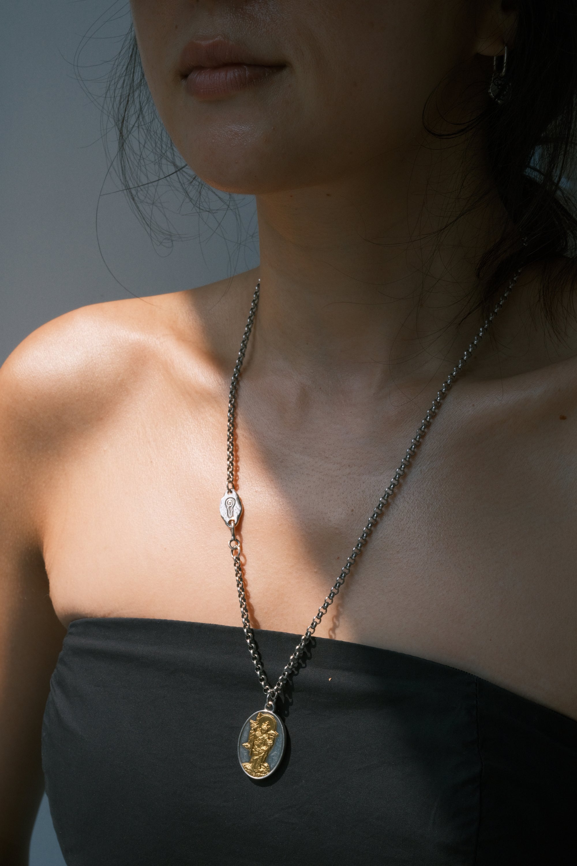 Guru Rinpoche Sliver/Gold Necklace